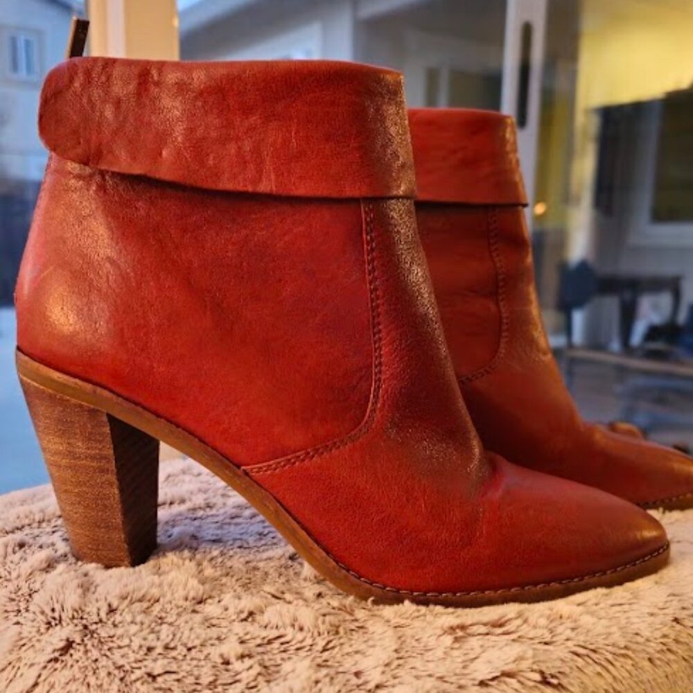 Lucky Brand Brown Ankle Boots (Used, Great Condition)